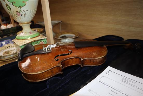 A late 19th/early 20th century Saxon violin, associated case